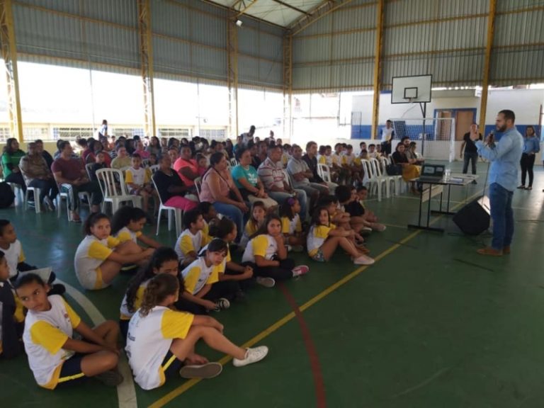 Apresentação do Projeto: “Ano V – Futebol de Rua”