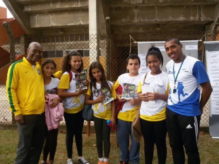 Educandos participam de mais uma edição da OLIPET