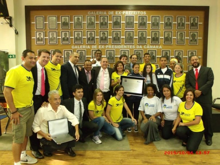 A Fundação EPROCAD recebeu no dia 06 de outubro uma homenagem na Câmara de Vereadores de Santana de Parnaíba pelos 30 anos de atividades desenvolvidas no município.