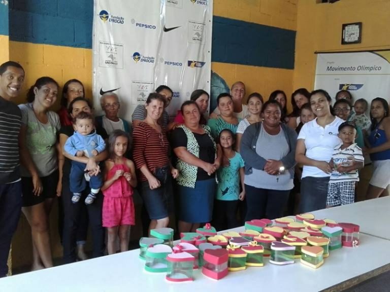 Oficina de artes mães da unidade São Pedro