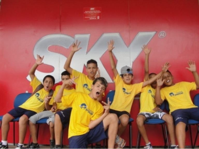 SKY beneficia Fundação EPROCAD com ação voluntária